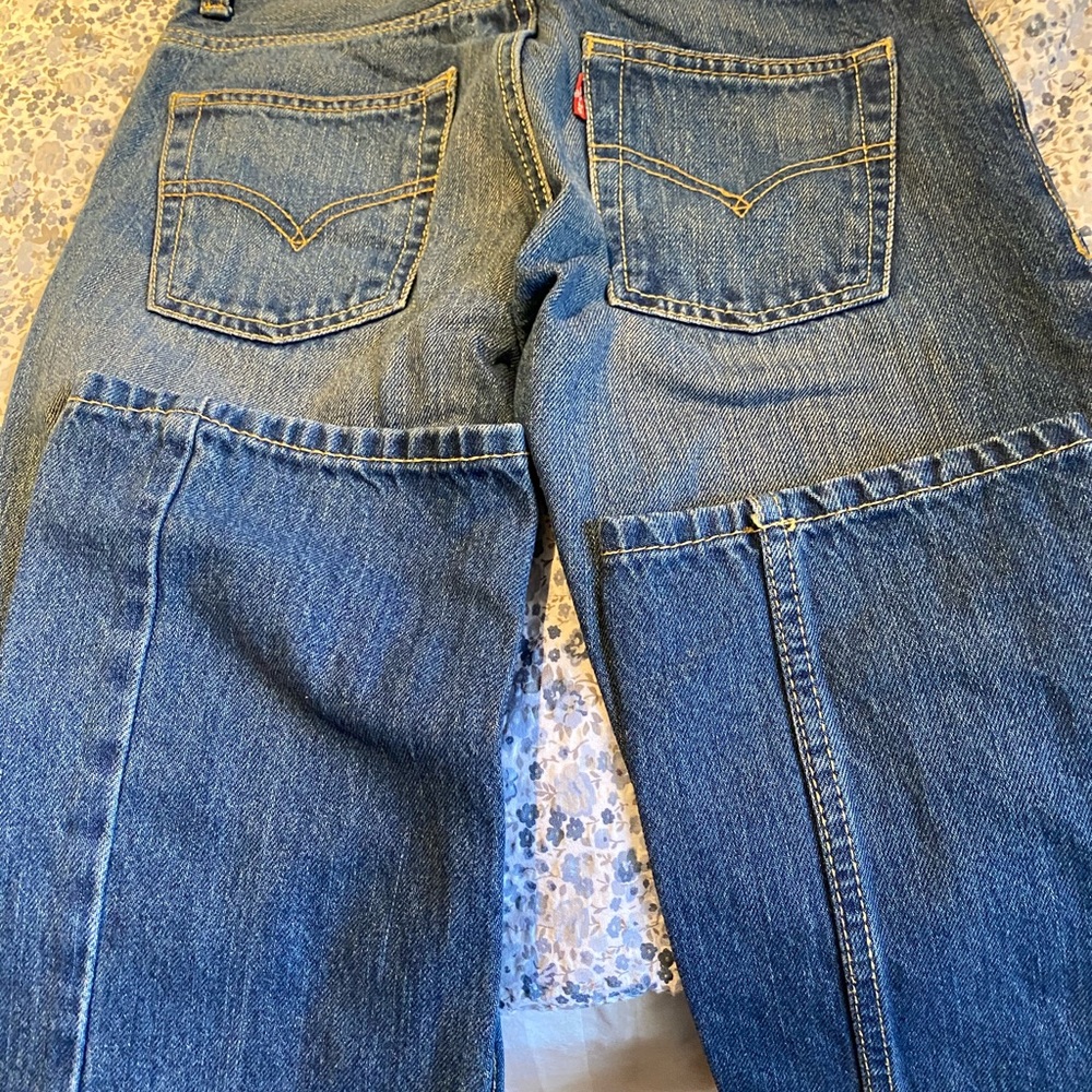 Men’s /boys Levi 511 jeans in good condition